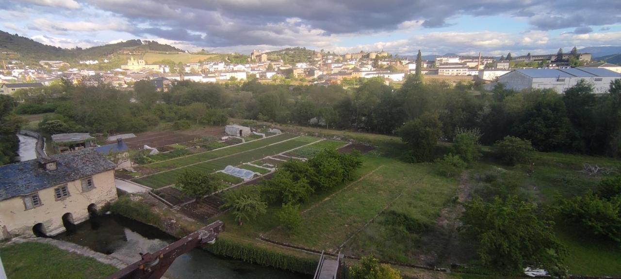 Apartmán El Cruce 1 Y 2 Villafranca Del Bierzo Exteriér fotografie
