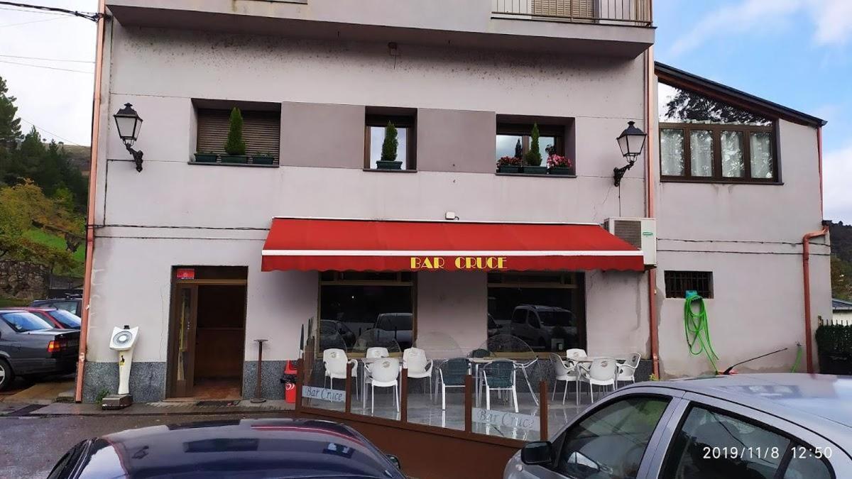 Apartmán El Cruce 1 Y 2 Villafranca Del Bierzo Exteriér fotografie